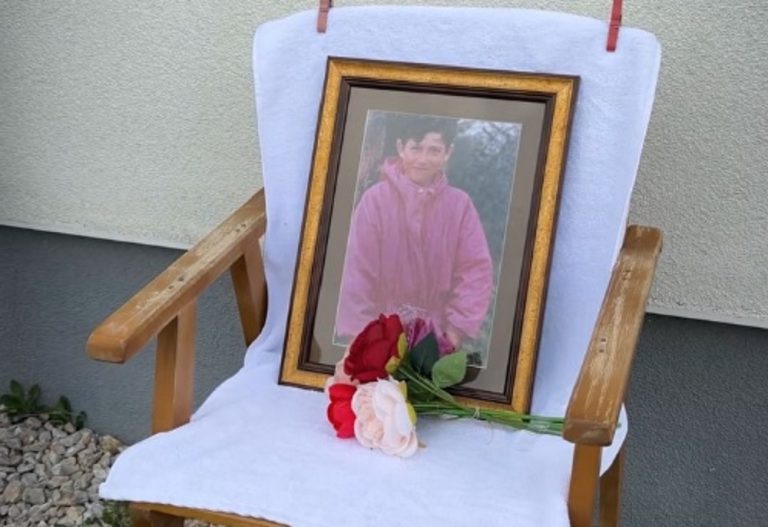 Gjenden në Mitrovicë eshtrat e 9 vjeçarit të rrëmbyer nga forcat serbe gjatë luftës, rivarroset të shtunën