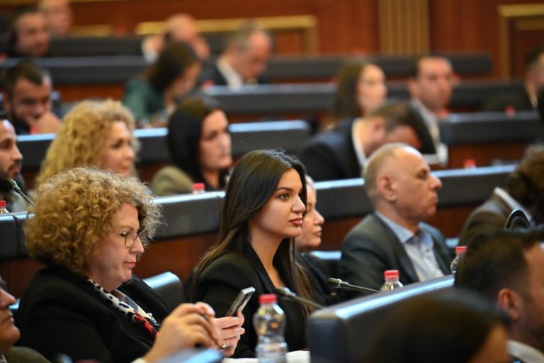 Statovci thotë se opozita ka siklet, nga pamundësia për të keqpërdorur me KEK-un