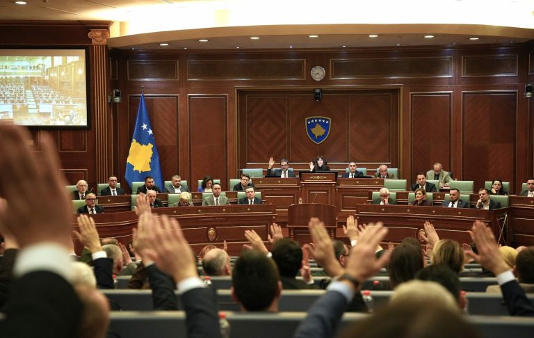 Këto janë dhjetë projektligjet që u miratuan sonte në Kuvend