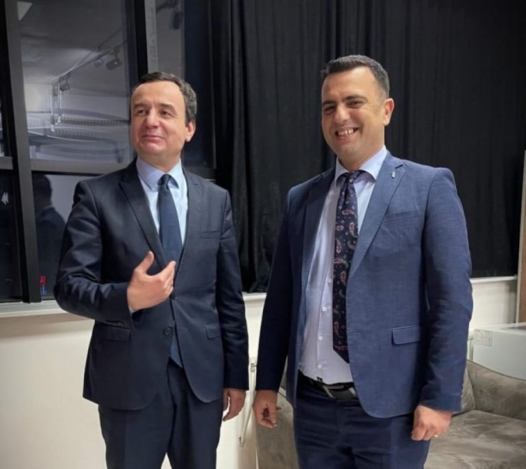 Gruaja e Pozharit në mesin gjashtë kandidatëve për Kushtetuese