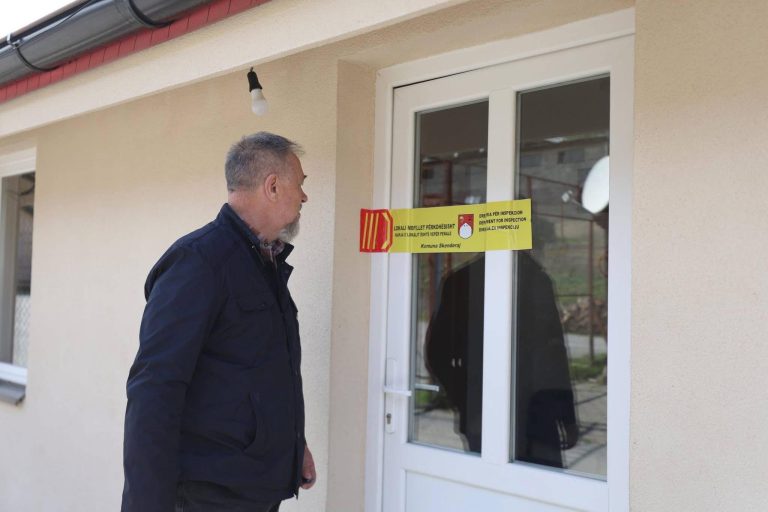 Lushtaku njofton për mbylljen e dy ambulancave ilegale në Banjë dhe në Syrigane: “Menaxhoheshin nga strukturat paralele serbe”