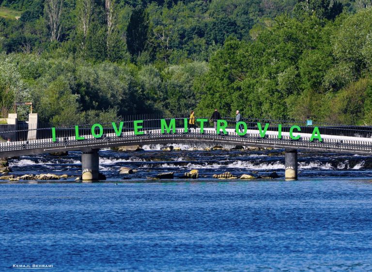 Temperatura deri në 24 gradë, parashikimi i motit për nesër