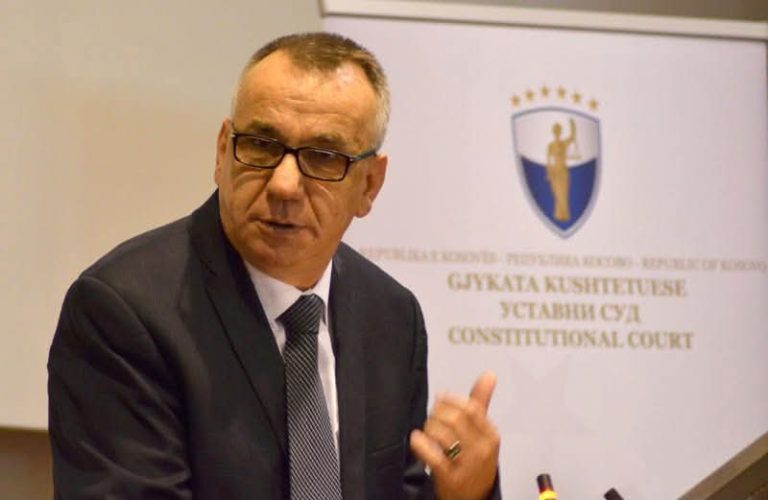 Enver Hasani për xhandarmërinë: Kurti synon të krijojë një strukturë të re nga e para, të mbushur me militant