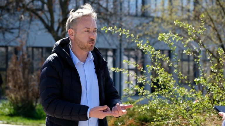 Deda: Është hera e katërt që para zgjedhjeve kemi ndihma për qytetarët, kjo ndodh kur s’ke politikë të qëndrueshme