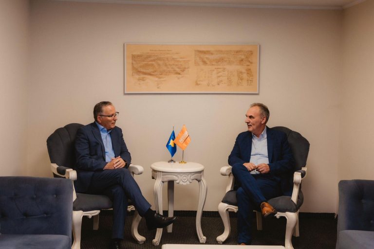 Limaj bashkohet me PDK’në, do ta mbështes në zgjedhjet e 7 qershorit