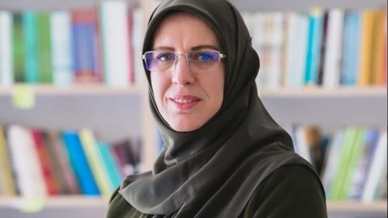 Igballe Huduti shpallet “person non-grata” në Shqipëri, shkak lidhjet me regjimin iranian të ajatollahëve