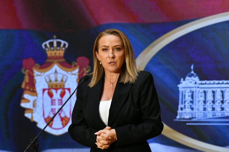 Deklaroi se do ta spastronte etnikisht Kosovën, Opozita në Serbi kërkon shkarkimin e ministres serbe