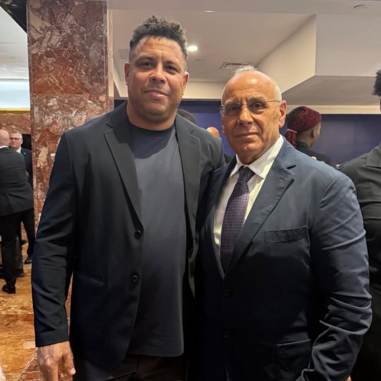 Ademi takon Ronaldon, kujton vizitën e brazilianit më 1999