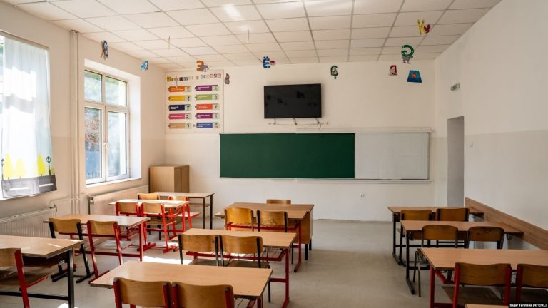 Hapet aplikimi për subvencionimin e teksteve dhe materialeve shkollore
