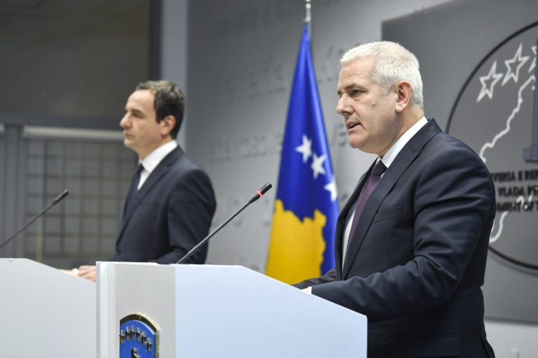Sveçla: Përgjegjësia për sigurinë në Urën e Mitrovicës do t’i kalojë gradualisht Policisë së Kosovës