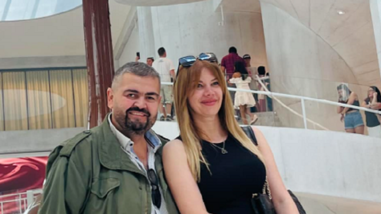 Zana Spahiu, që u zgjodh drejtoreshë e RTK’së, është gruaja e Bufit të ‘Kafeneja Jonë’