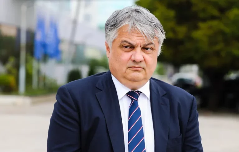 Kosova shpall “non grata” drejtorin e Telekom Serbisë