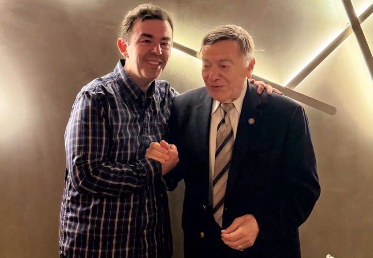 Pas Walkerit – edhe DioGuardi u shkruan liderëve partiakë, propozon Faton Bislimin për president