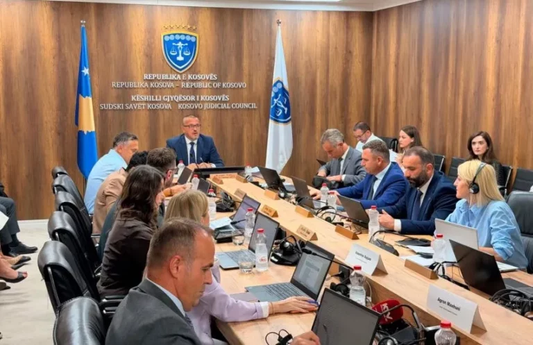 KGJK-ja refuzon kthimin e gjyqtarëve serbë që dhanë dorëheqje më 2022