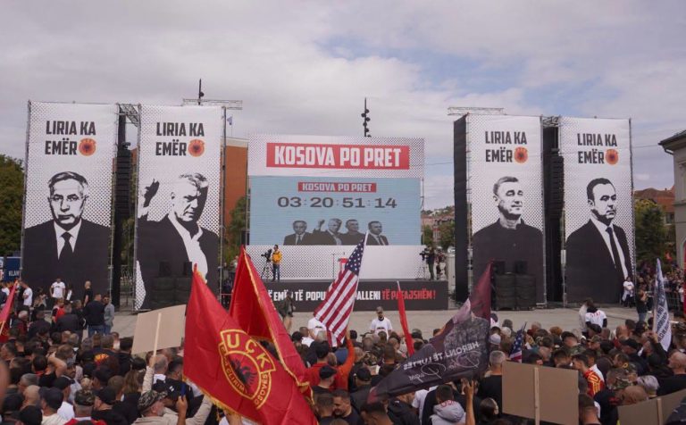 Reagon Qeveria: Mirënjohje për mijëra qytetarë pjesëmarrës në “Marshin për Liri”, vlerësojmë organizmin dhe sjelljen paqësore e paraqitjen dinjitoze